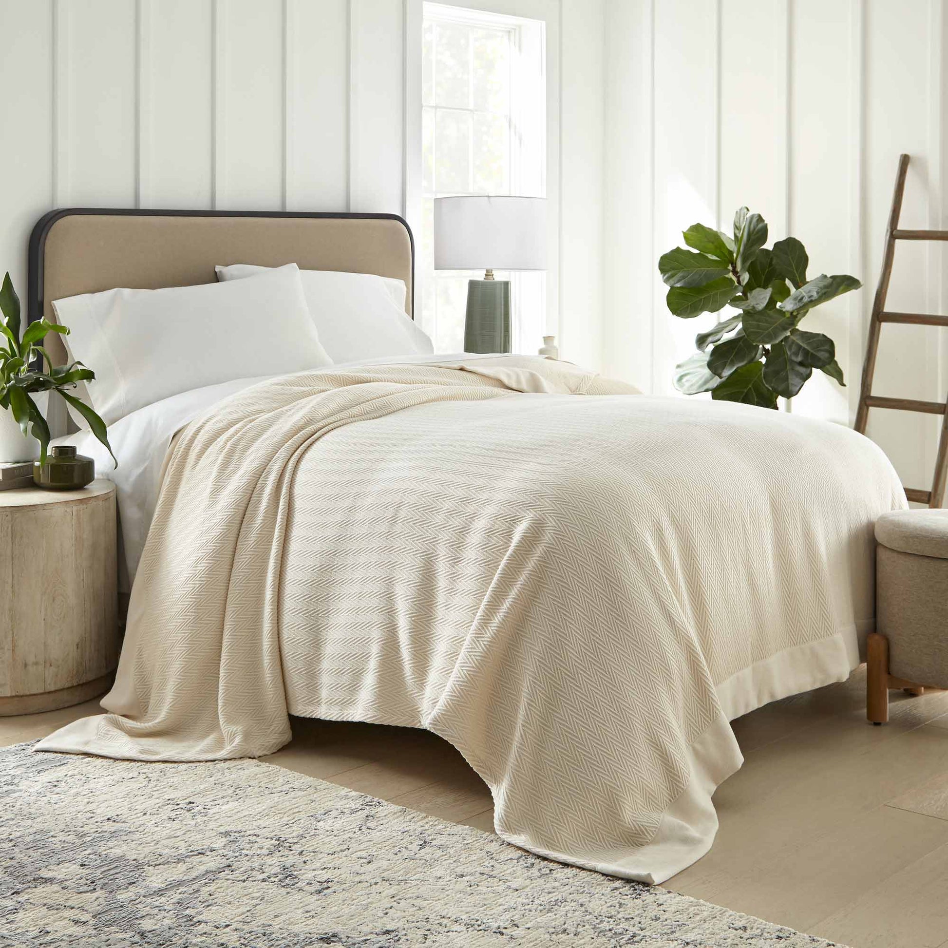 Organic Herringbone Blanket Whisper Organics